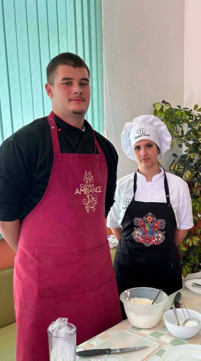 Фурор с красота и изящество в кулинарията и сервиза демонстрираха наши възпитаници 7