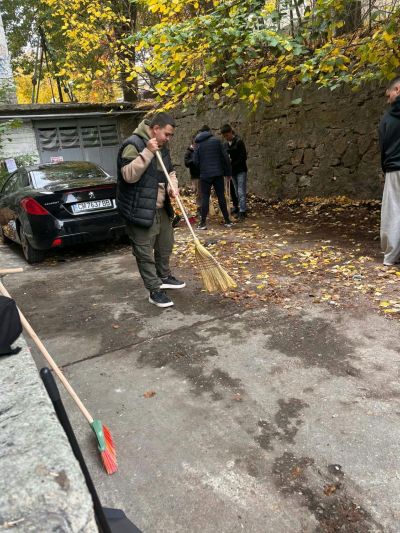 Наши гимназисти за пример в града за доброволчество  18